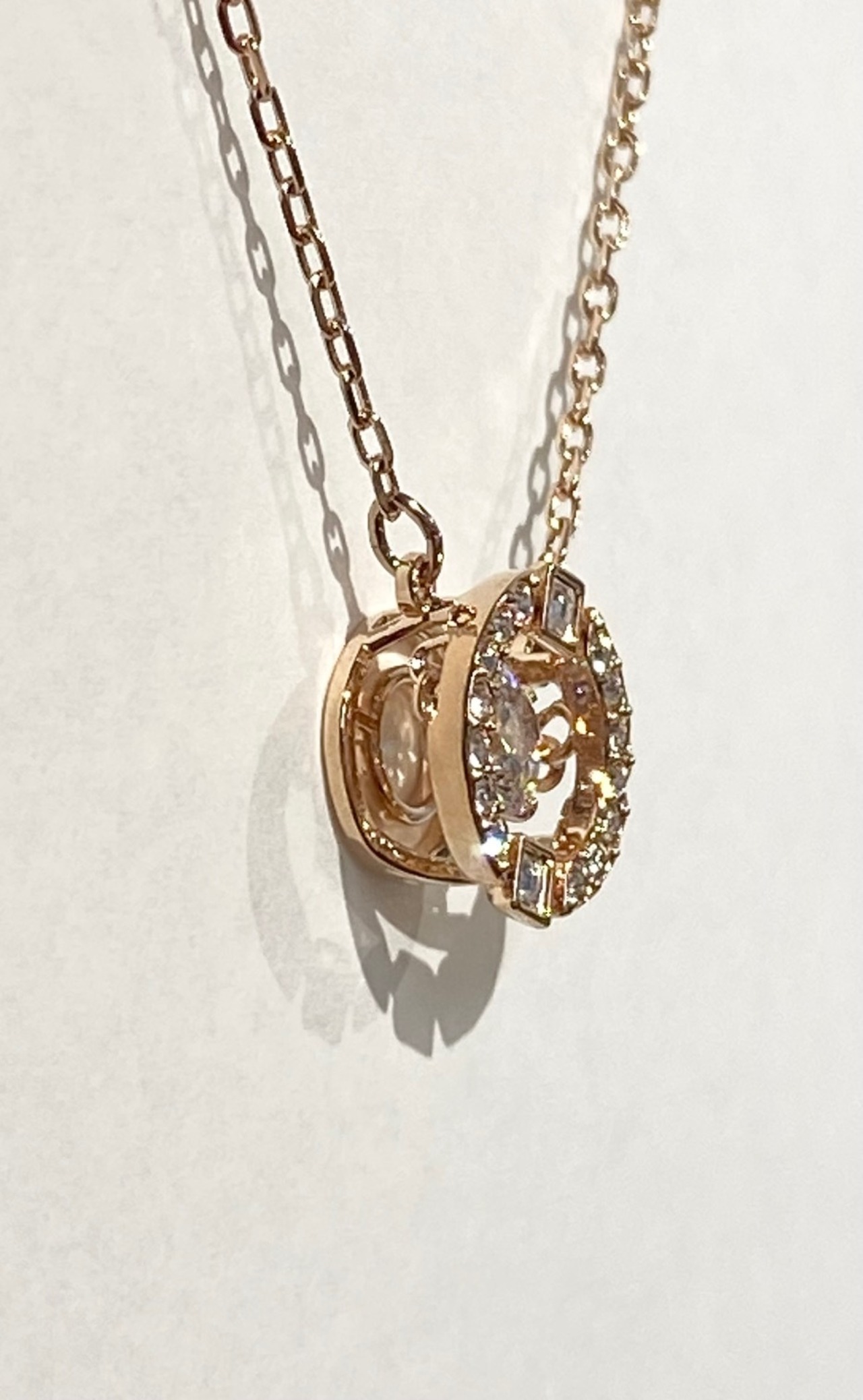 SWAROVSKI スワロフスキー ペンダント SPARKLING DANCE スパークリング ダンス 5272364
