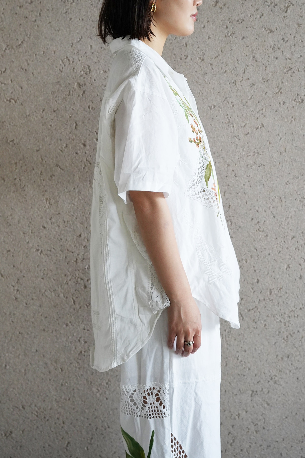 lace open collar shirt yellow lily