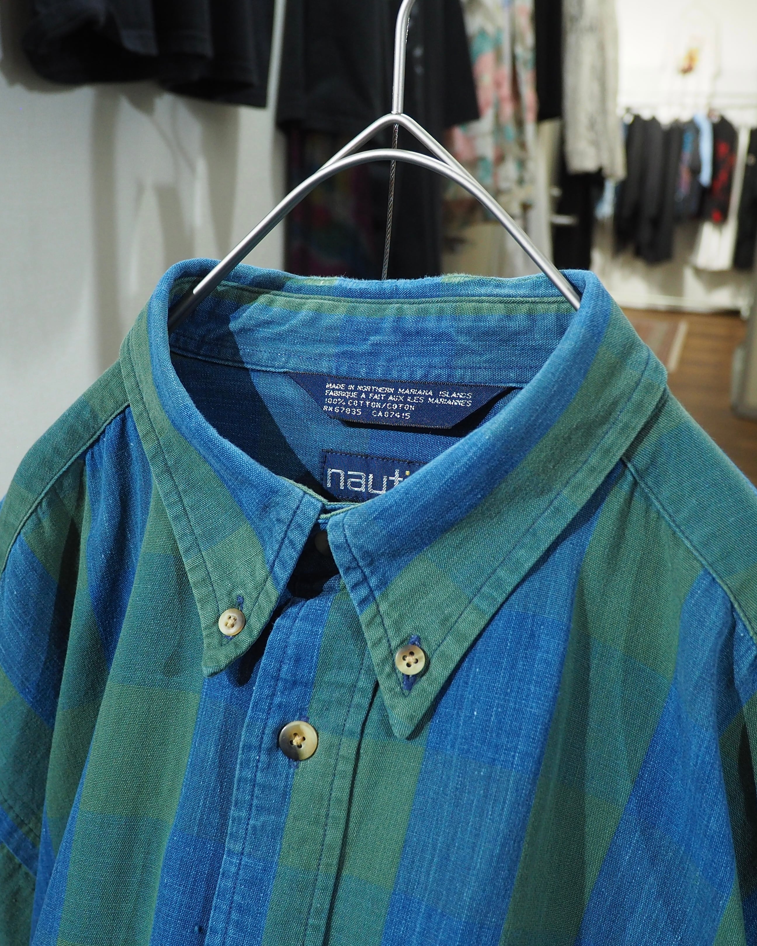 1990s " Old Nautica " Beautiful Buffalo check pattern vintage loose Button Down shirt