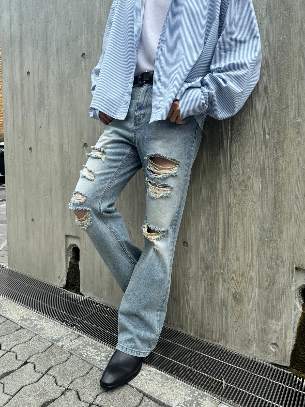 ALUDE SELECT】thighs damage flare denim(2color) | 【ALUDE】韓国 