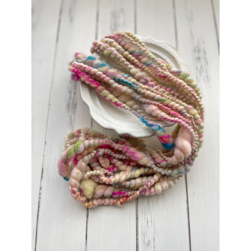 アートヤーン  手紡ぎ糸【22-0105】