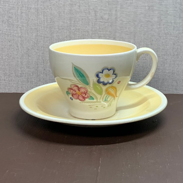 T様ご予約済み専用ページです スージークーパー「ノーズゲイ カップ&ソーサー」イギリス製 ヴィンテージ susie cooper