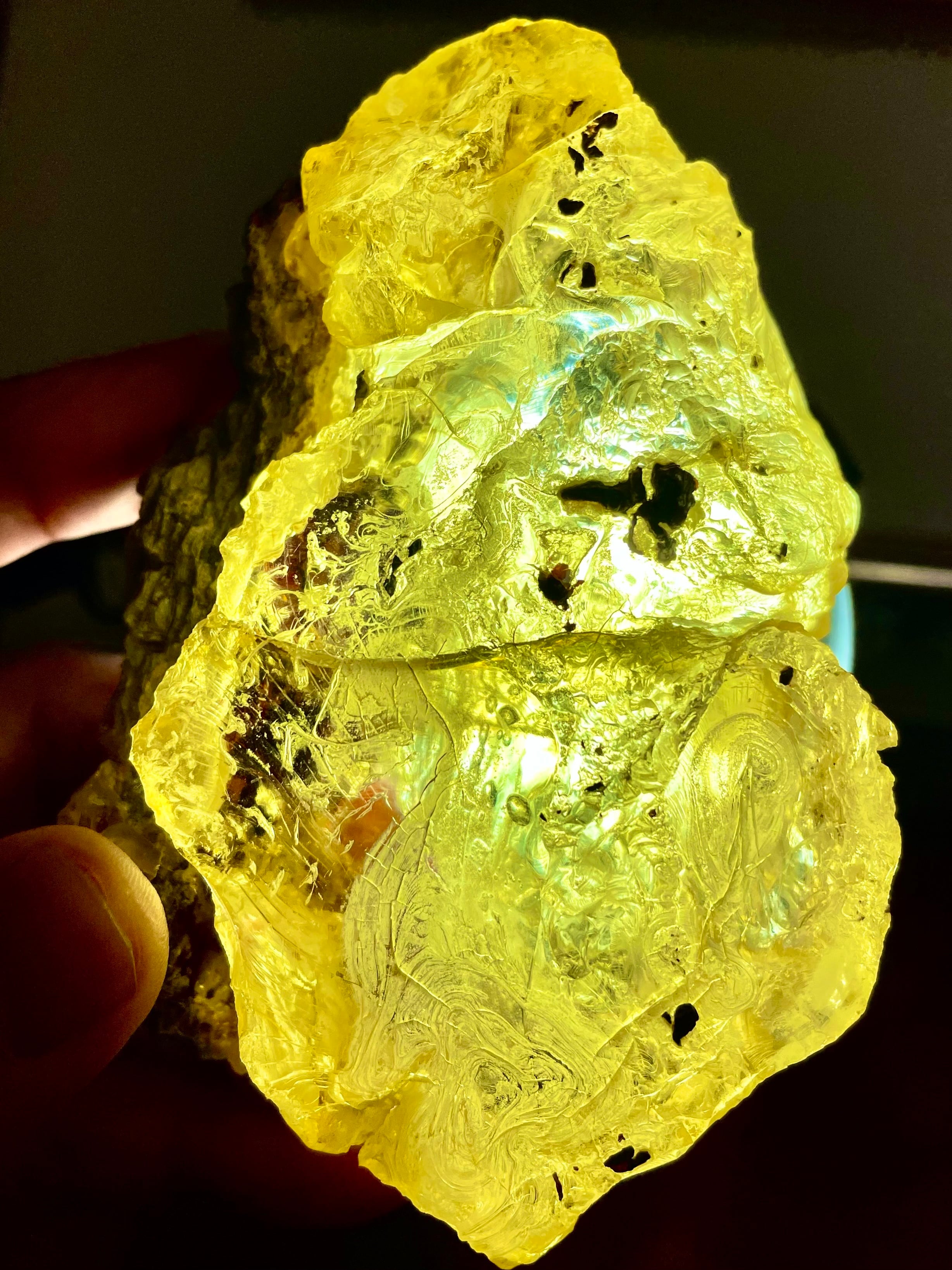 1) 琥珀(ブラジル産ゴールデンアンバー)