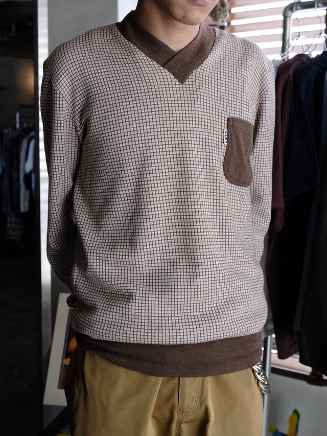 Used V-neck cotton check knit