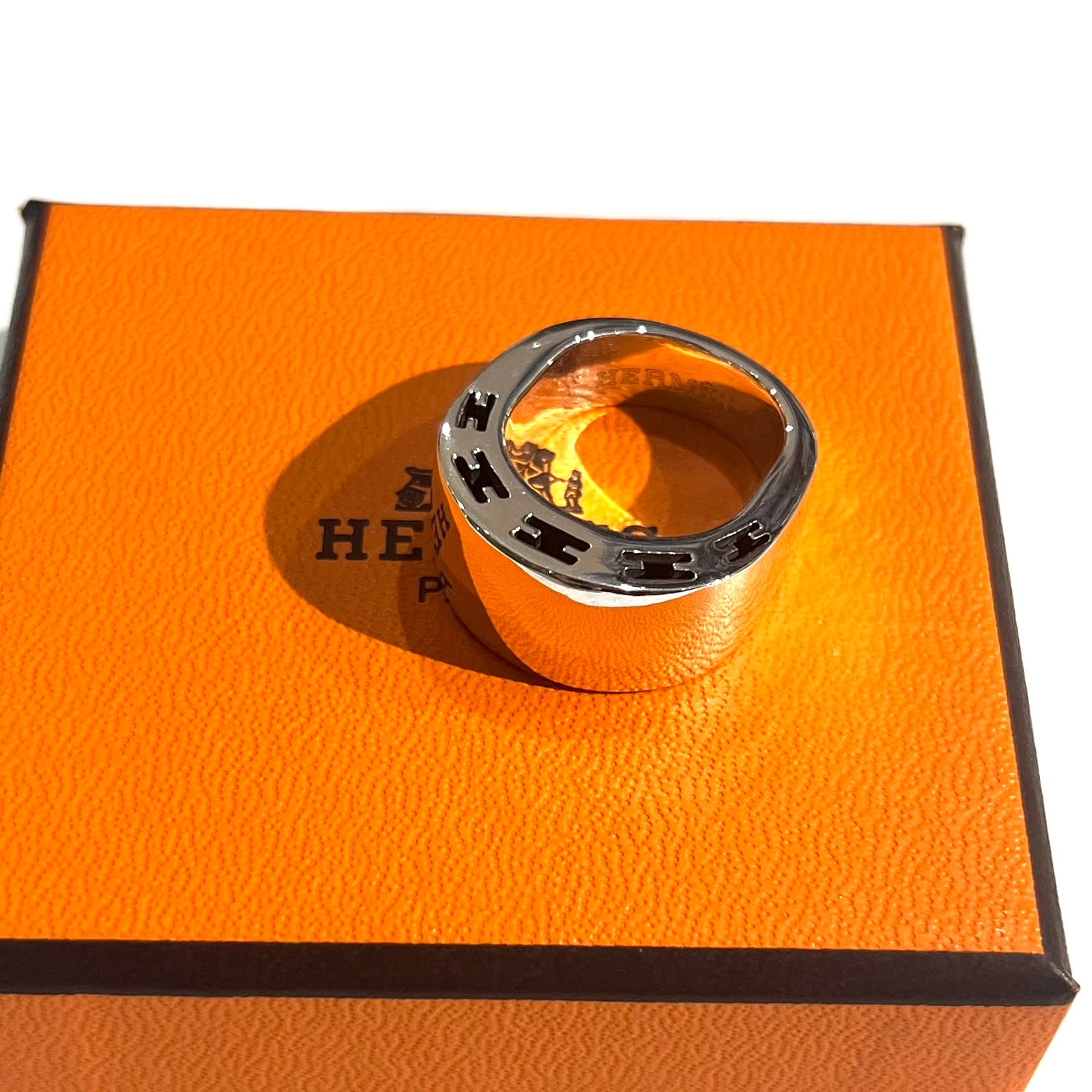 希少 【HERMÈS】【10号】1931 HERMES Hロゴ エルメスシルバー925リング 希少 【HERMÈS】【10号】1931 HERMES Hロゴ エルメスシルバー925リング