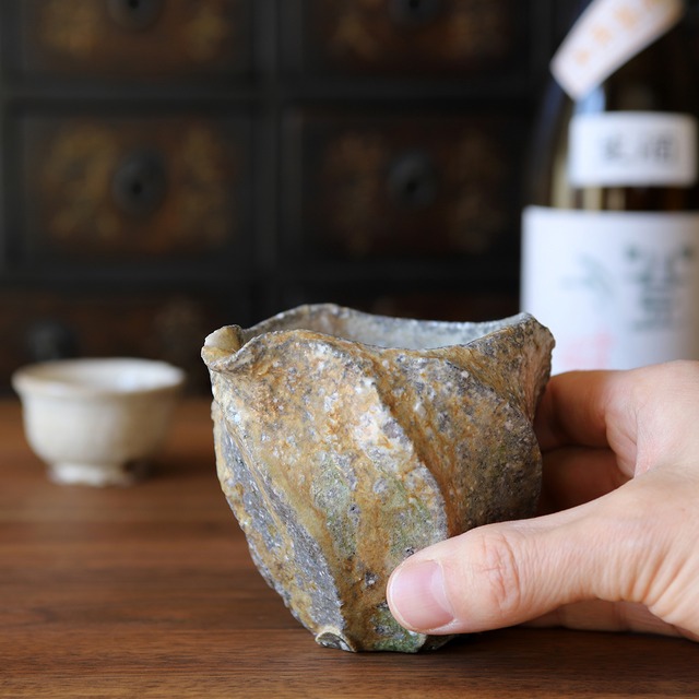 【信楽 しのぎ片口注器 】■迫 能弘・よし工房 信楽焼