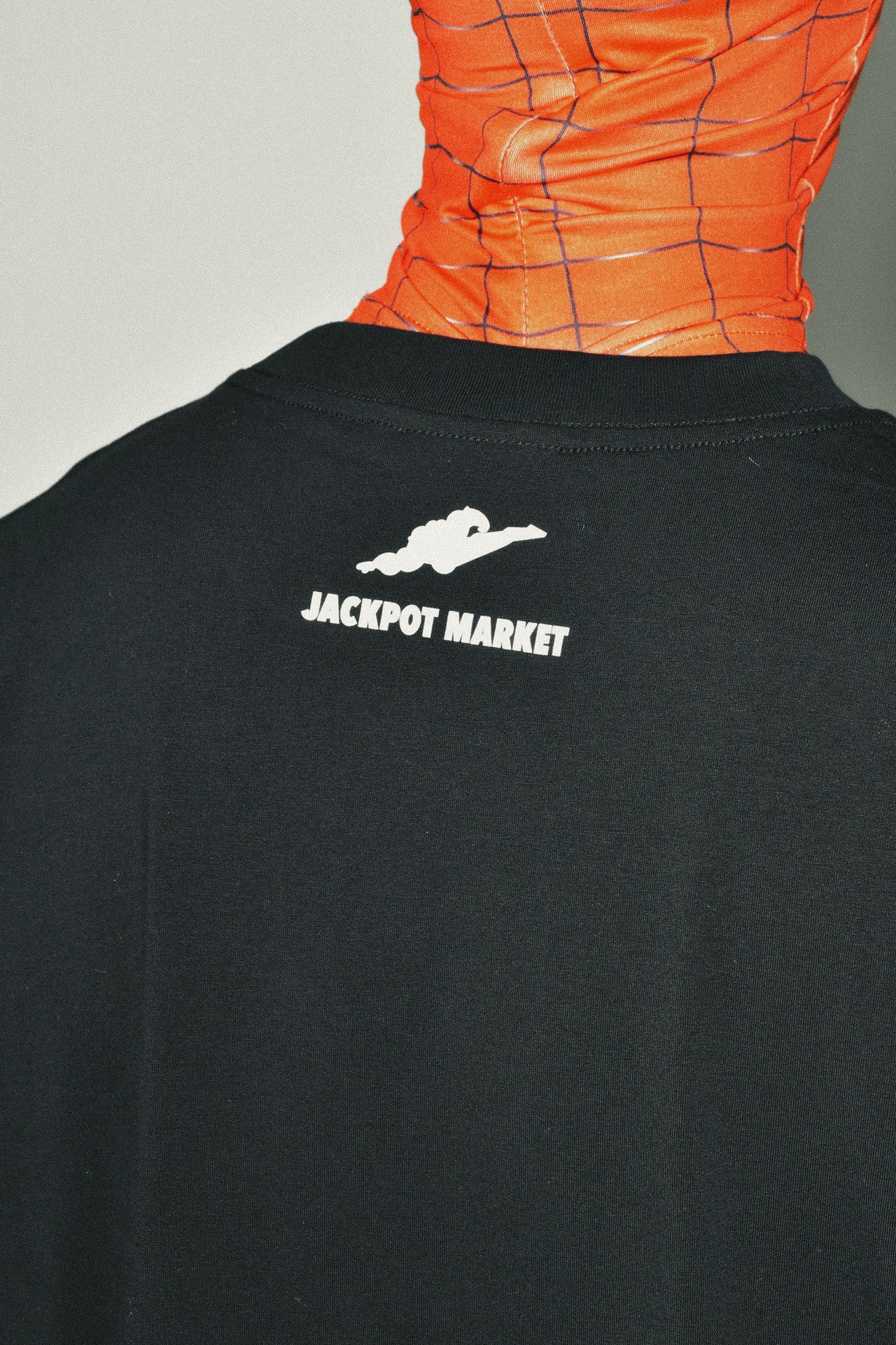 グラフィックTシャツ 19