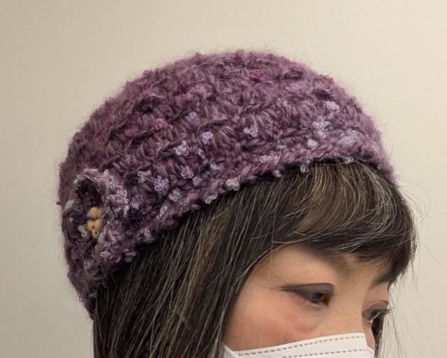 ふんわりモヘアとファンシーヤーンの帽子（パープル）