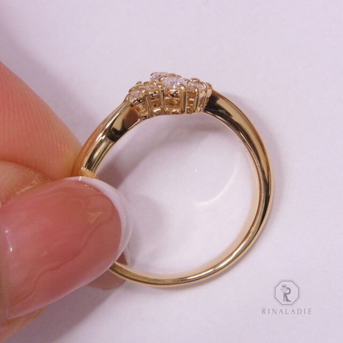 大特価K18YG天然ダイヤモンド小花のかわいいダイヤリング | Pay ID