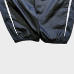 2000s UMBRO Training Pants By DESCENTE "Honeycomb Ripstop"