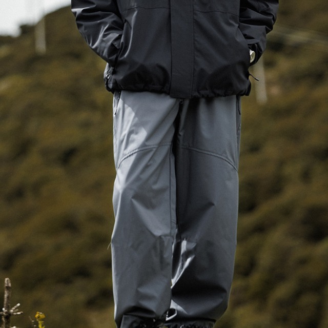 水や汚れをはじくテーパードシルエットパンツA18414