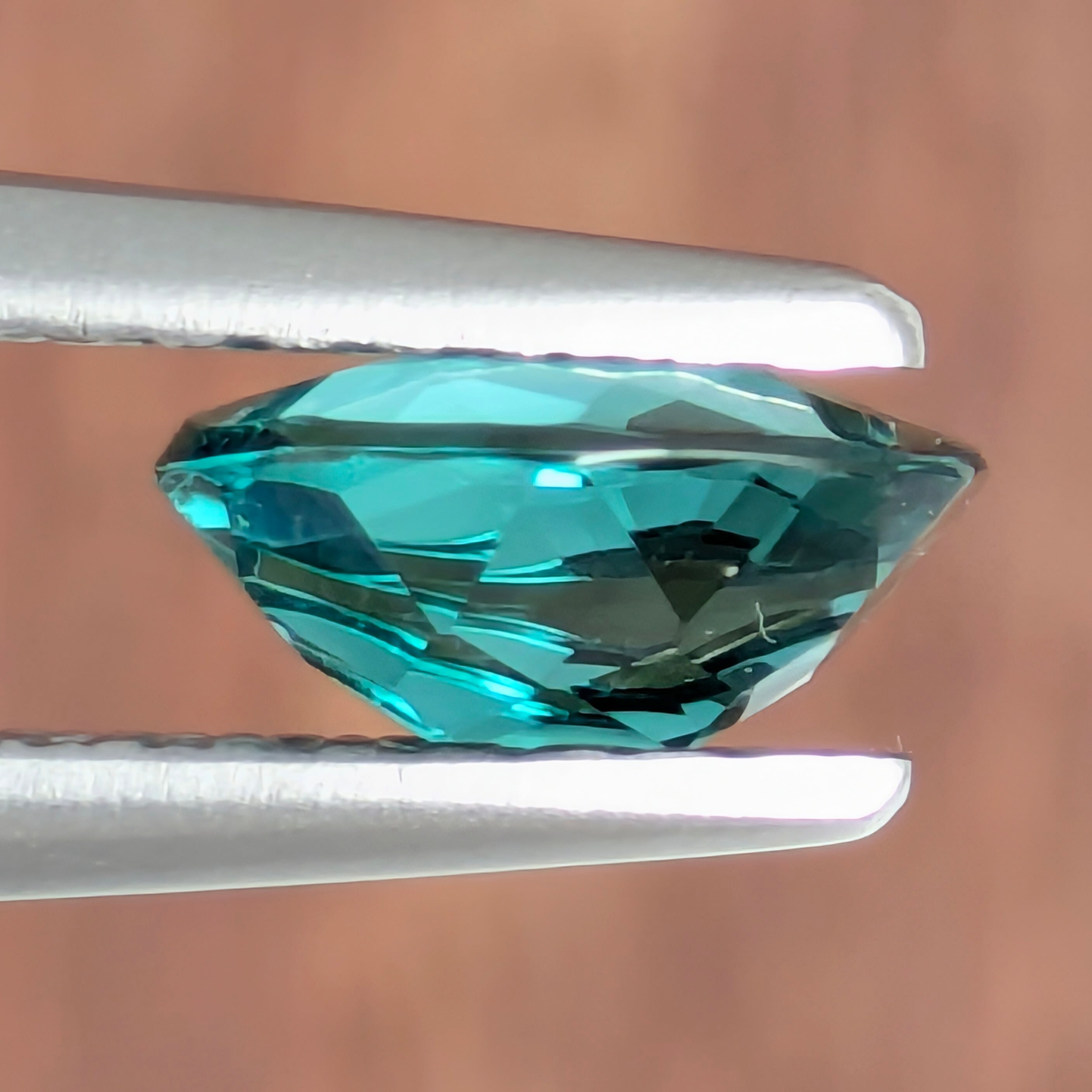 トルマリンルース【0.63ct】PRO208892 | Gem's Subculture