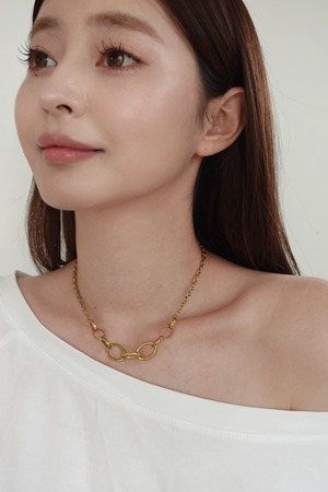 5/16(土)発売 bold oval link necklace