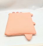 ウーパールーパー　フラットポーチ｜とりさん工房ーかわいいハンドメイドポーチ