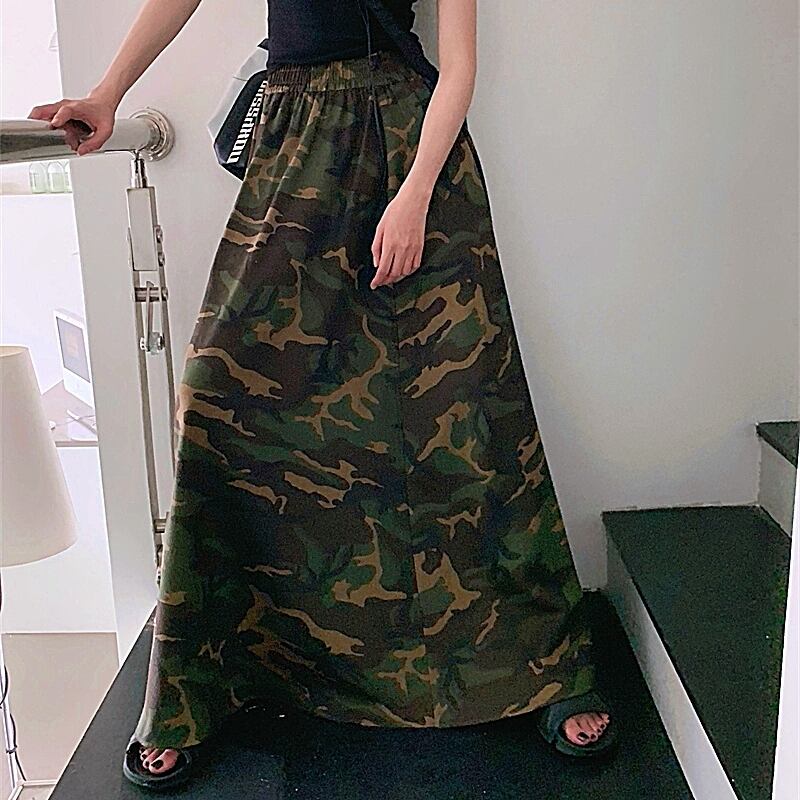 スカート レディース フレアスカート ロングスカート ワンサイズ カモフラージュ柄 迷彩柄 透け感 裏地付き 切り替え Aライン ウエストゴム 大人可愛い きれいめ フェミニン おしゃれ お洒落 おとな ナチュラル キュート ガーリー 学生 通学 デート お出かけ 女子会 グリーン 春 夏 秋 冬 10代 20代 30代 韓国系 着回し 普段使い 重ね着 体型カバー コーデ ファッション フレンチファッション キュート 送料無料