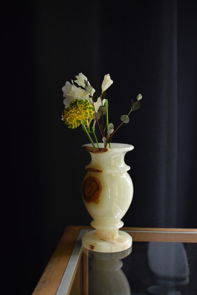 Onyx  flowe vase