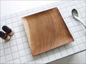 チークプレート角18cm 木皿 ディッシュ パンプレート 小皿 総無垢 チーク材 ナチュラル ウッドディッシュ 木製皿 手作り トレイ 天然木