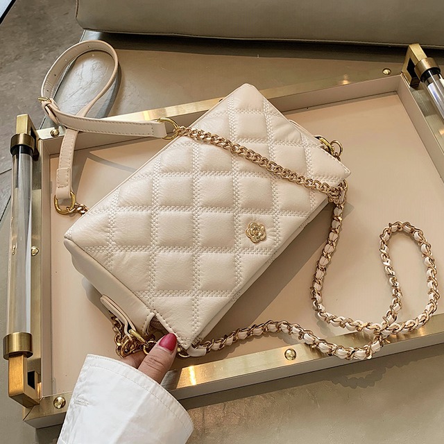 オールマッチ刺繍糸スモールバッグメスバッグ2020新しいトレンディなファッションチェーンワンショルダーメッセンジャーバッグネットレッドエインエアスモールスクエアバッグ 手作りハンドバック90232614921