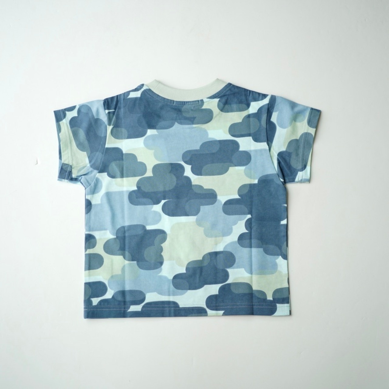 〈 mina perhonen 24SS 〉 slow cloud / Tシャツ / ACS8383P / blue mix / 110〜130