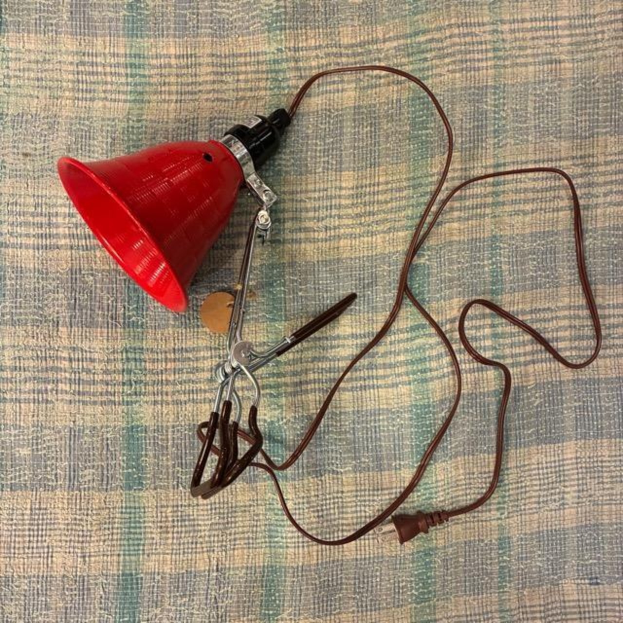 DULTON ALUMINUM CLIP LAMP S, Dalton Aluminum Clip Lamp, Small, Available in 3 Colors: Silver, Olive, and Red, E26, Desk Lamp