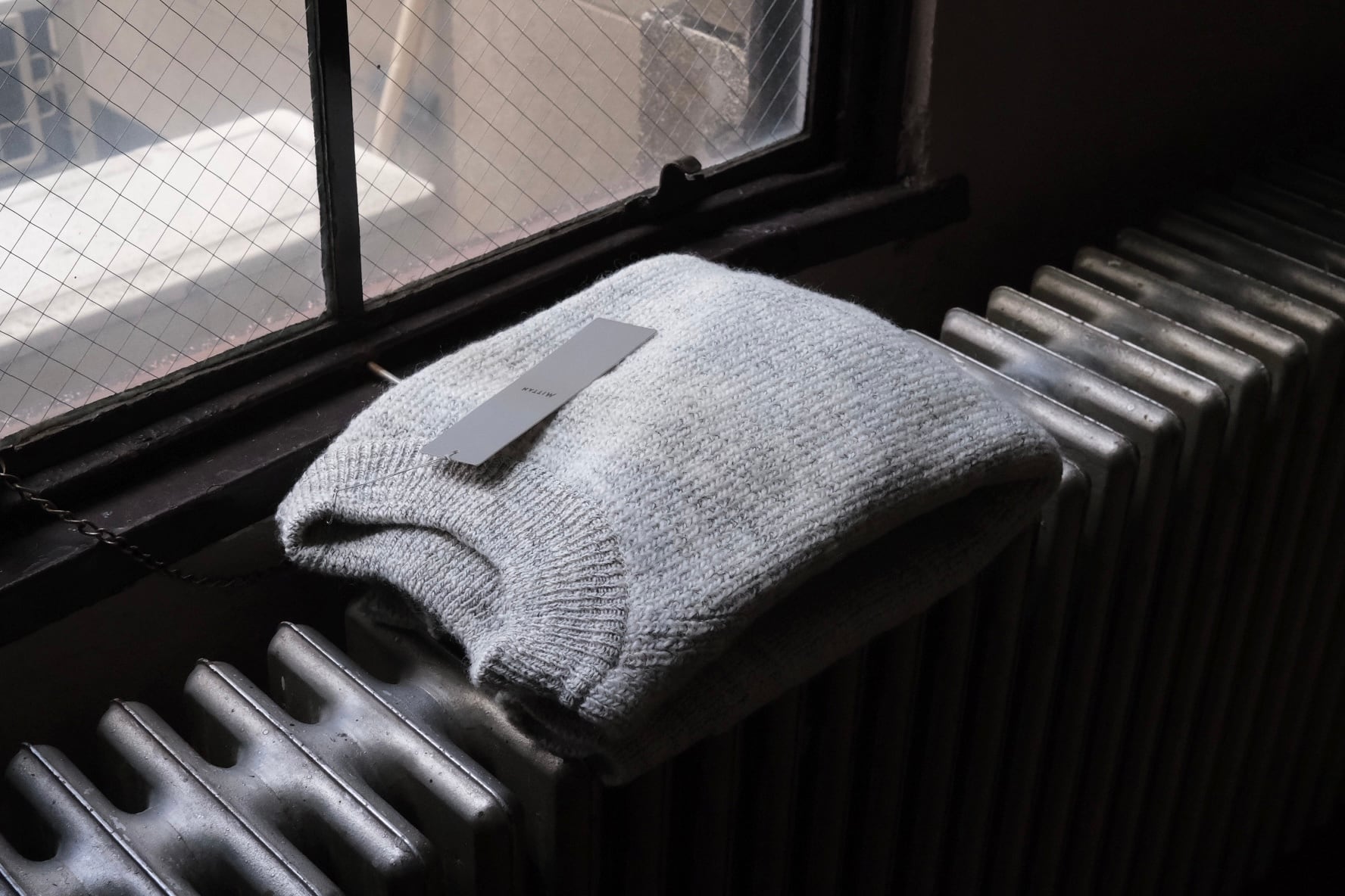 MITTAN ( ミタン / ミッタン )  KN-35 ウルグアイスラブNMウールセーター白杢 / サイズ1,2,3 大阪 実店舗