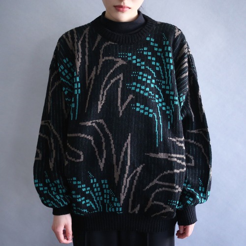 good coloring art pattern loose silhouette knit sweater