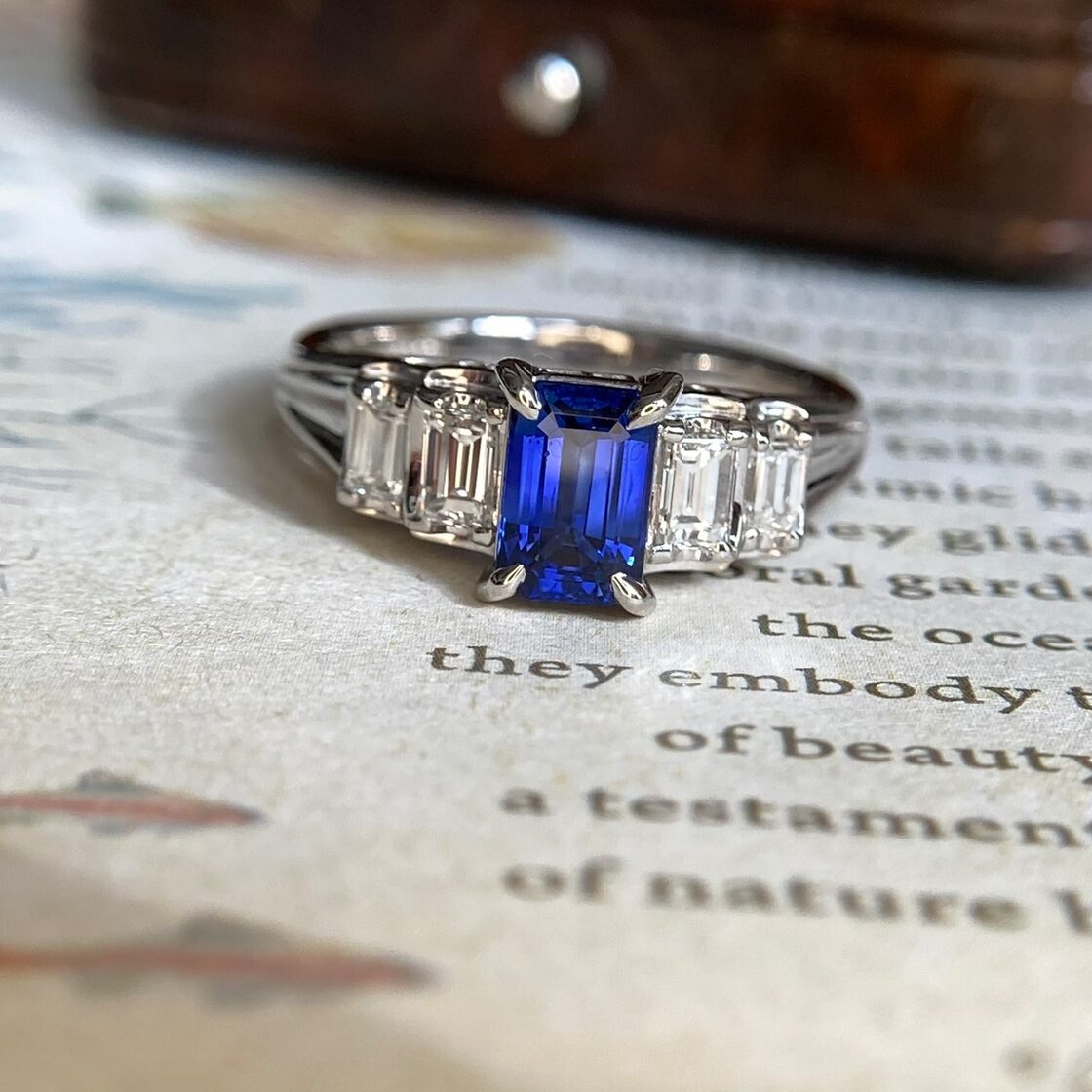 pt900陽刻 GIA ロイヤルブルーセイロンサファイア ダイヤモンド GIA  