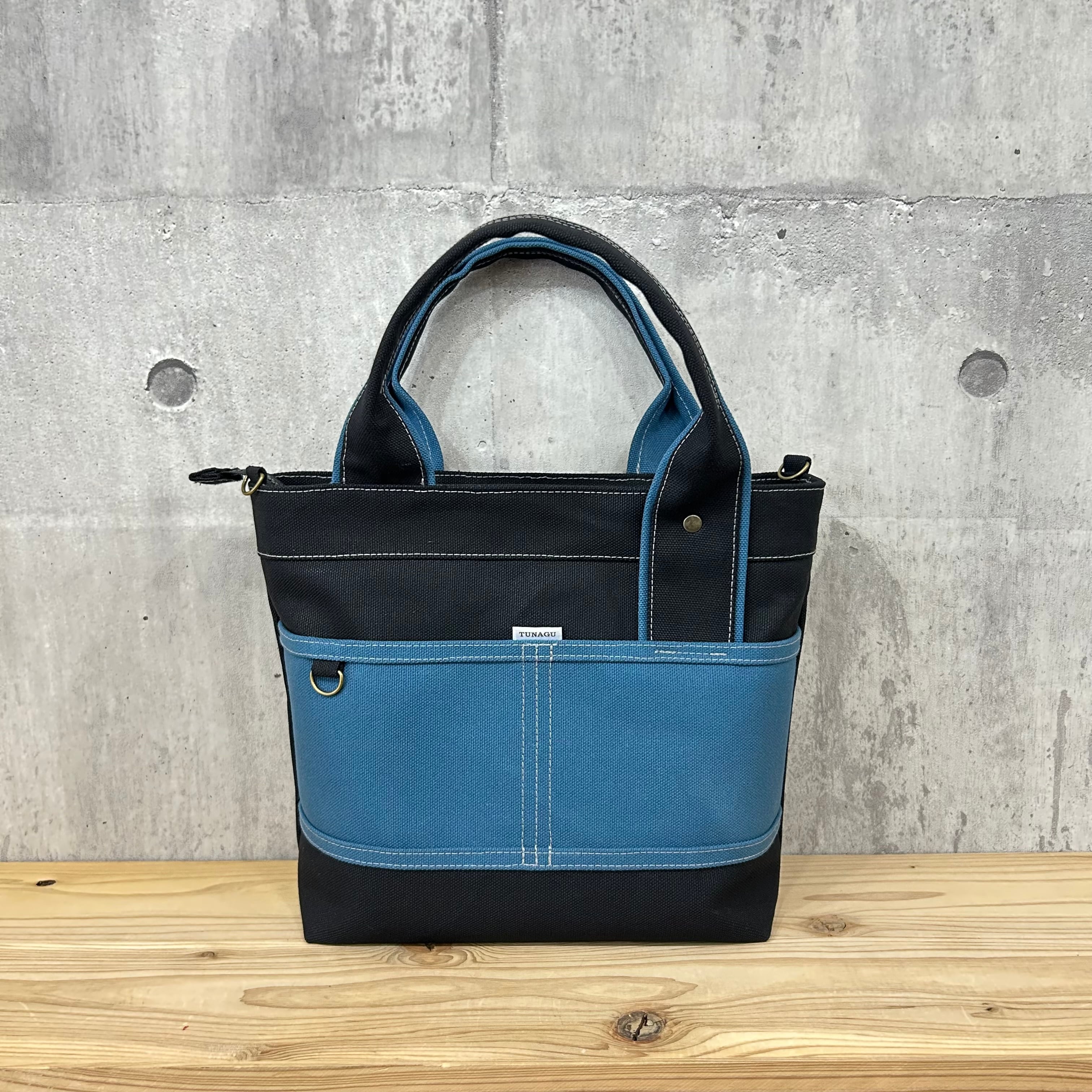 【ファスナーVer.】人気No.1.▽Bi Color Tote "M"【黒×レインブルー】