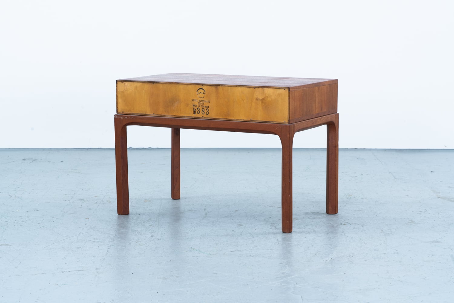サイドテーブル・ナイトテーブル・ローテーブル Kai Kristiansen sewing table as it is】Kai Kristiansen | Model.383 Side Table | kaikki gallery
