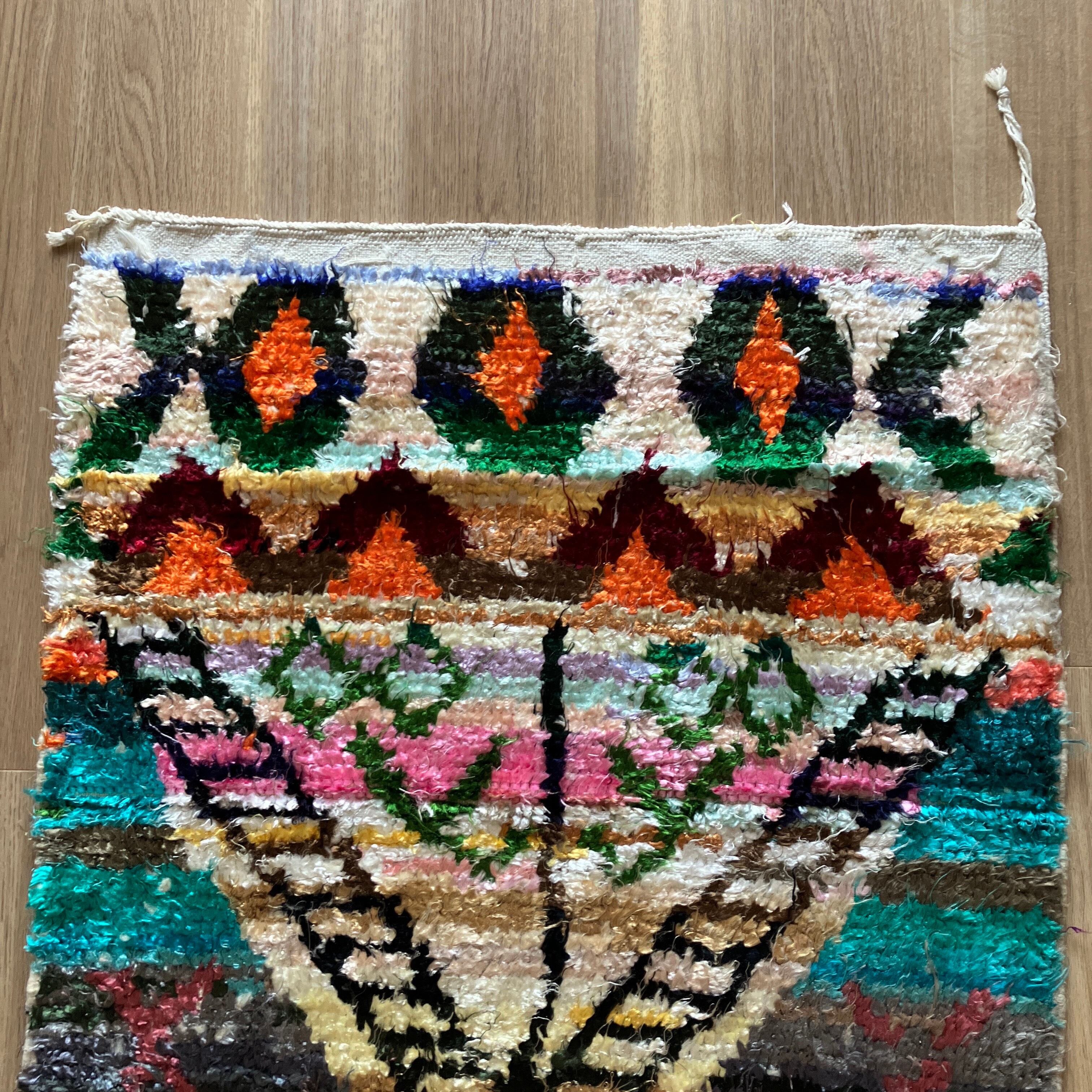 モロッコ　ラグ　ヴィンテージシルク モロッコ ラグ ヴィンテージシルク - メルカリ