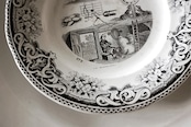 1860s Creil et Montereau Lebeuf Milliet et Cie 不可解ユートピア 謎のプレートa クレイユモントロー Rébus
