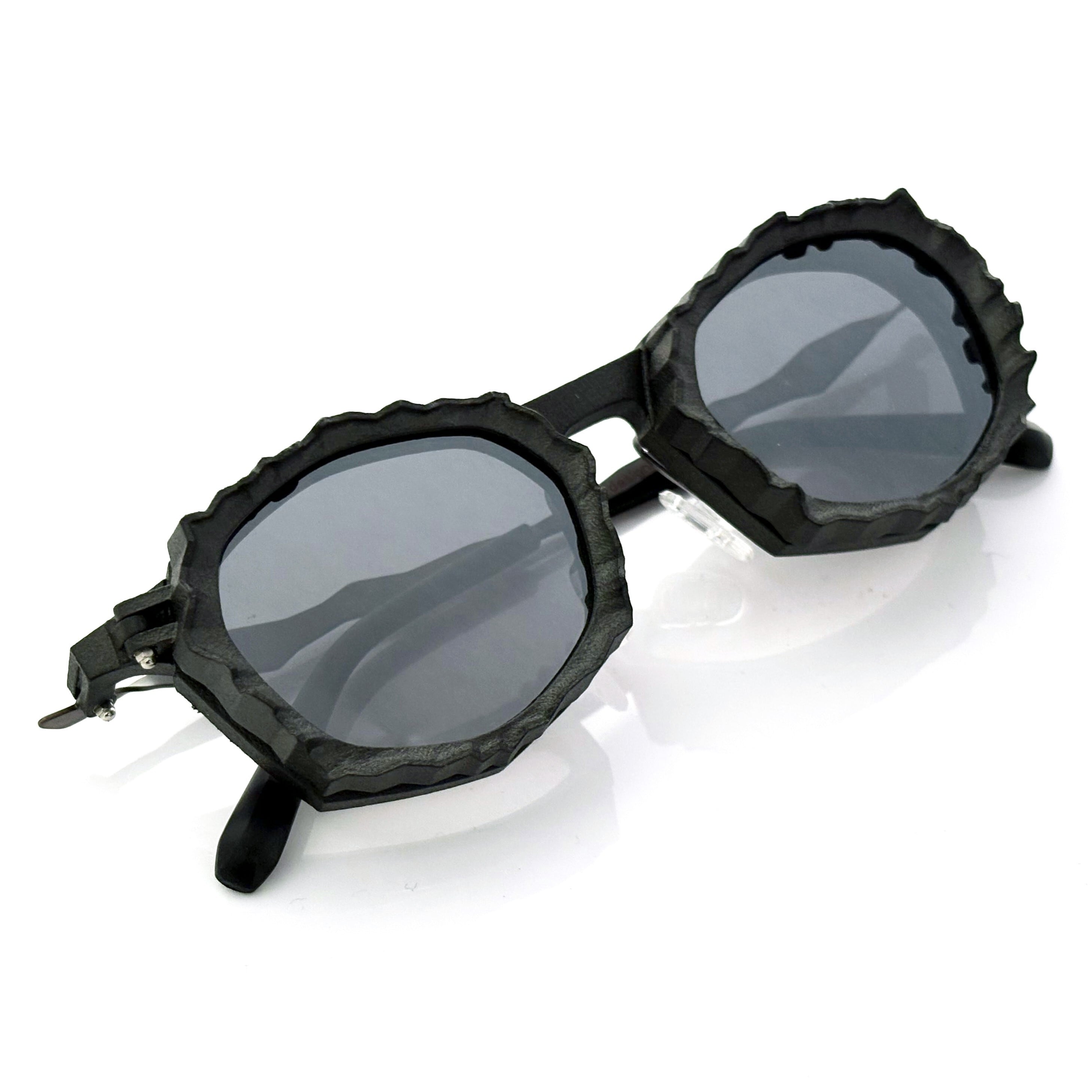 品番:859「地獄の蓋はだれが開ける」 色:サンカ