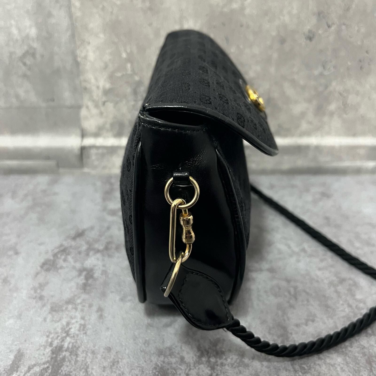 GUCCI】グッチ GG柄ショルダーバッグ ショルダーバッグ アクセサリー