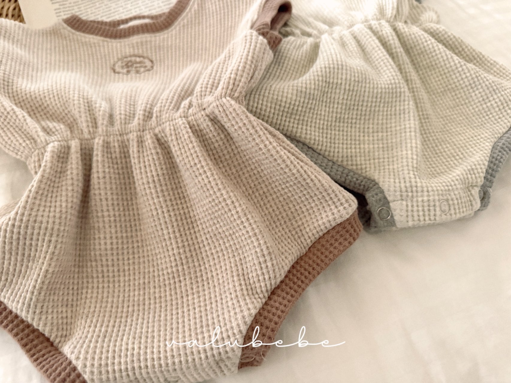 【即納/18M】クロッフル配色ロンパース/ valubebe