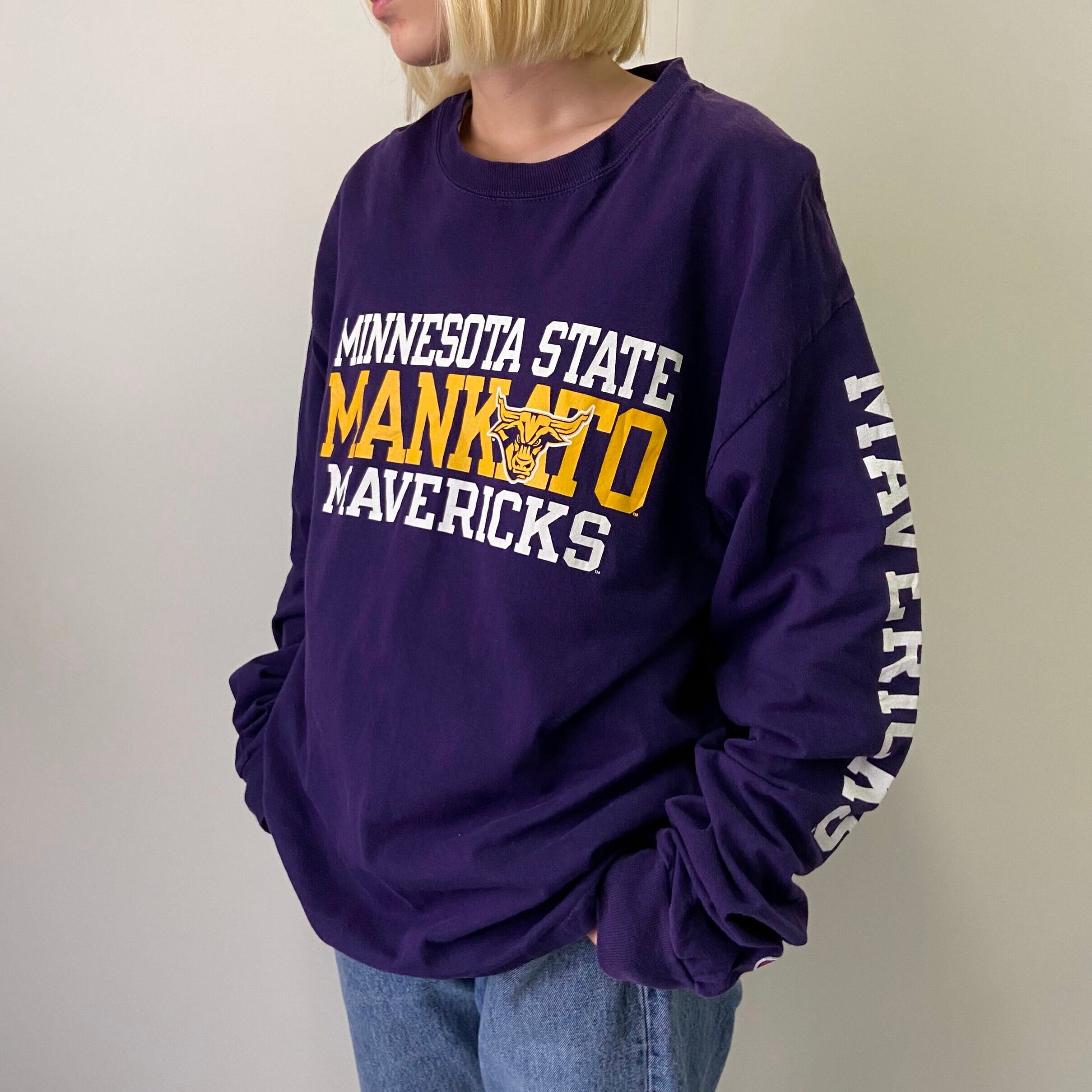 Champion チャンピオン Mankato Mavericks カレッジチーム ロゴ