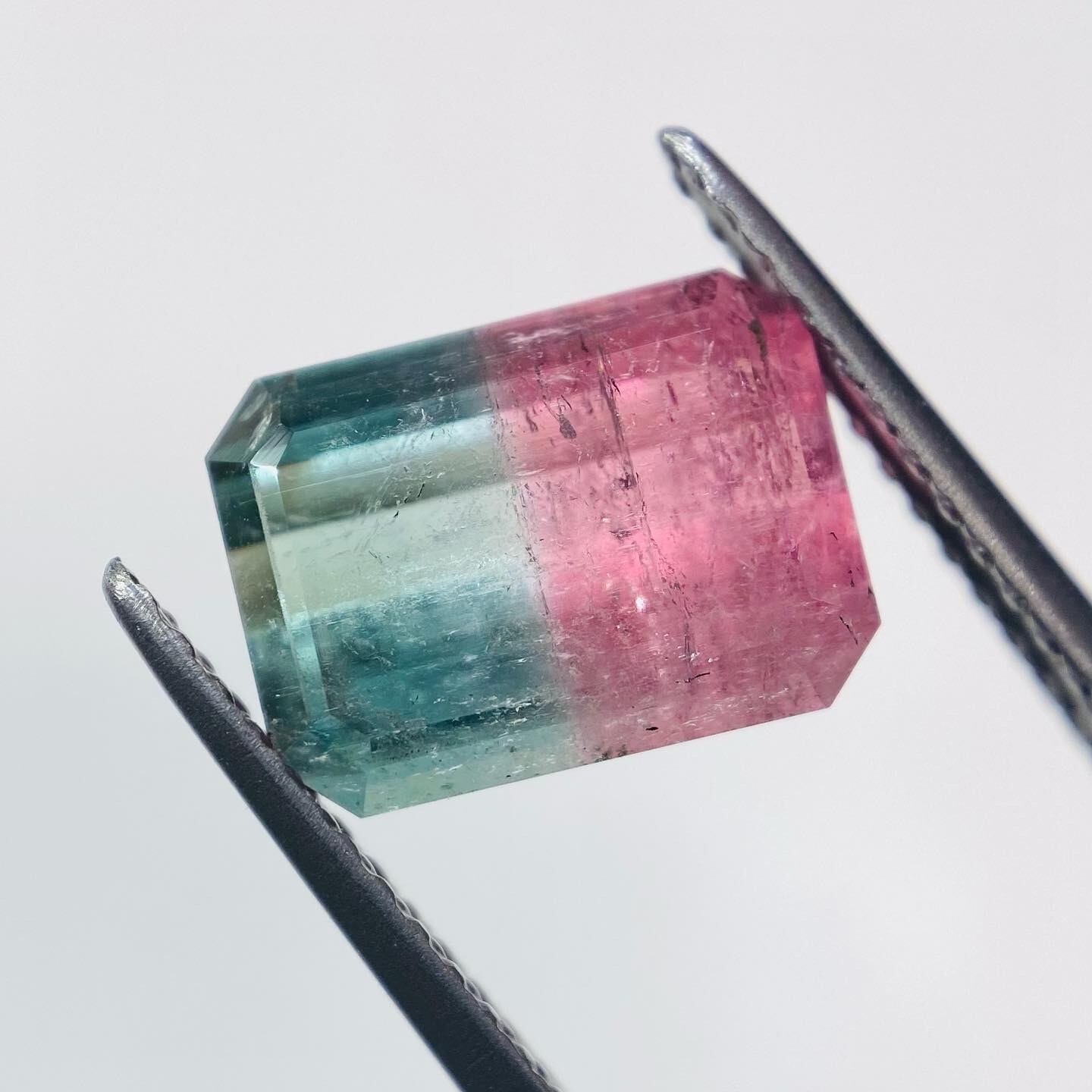 カラフルキューブなバイカラートルマリン