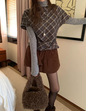 (予約)poster / Meline Check Blouse / 2color