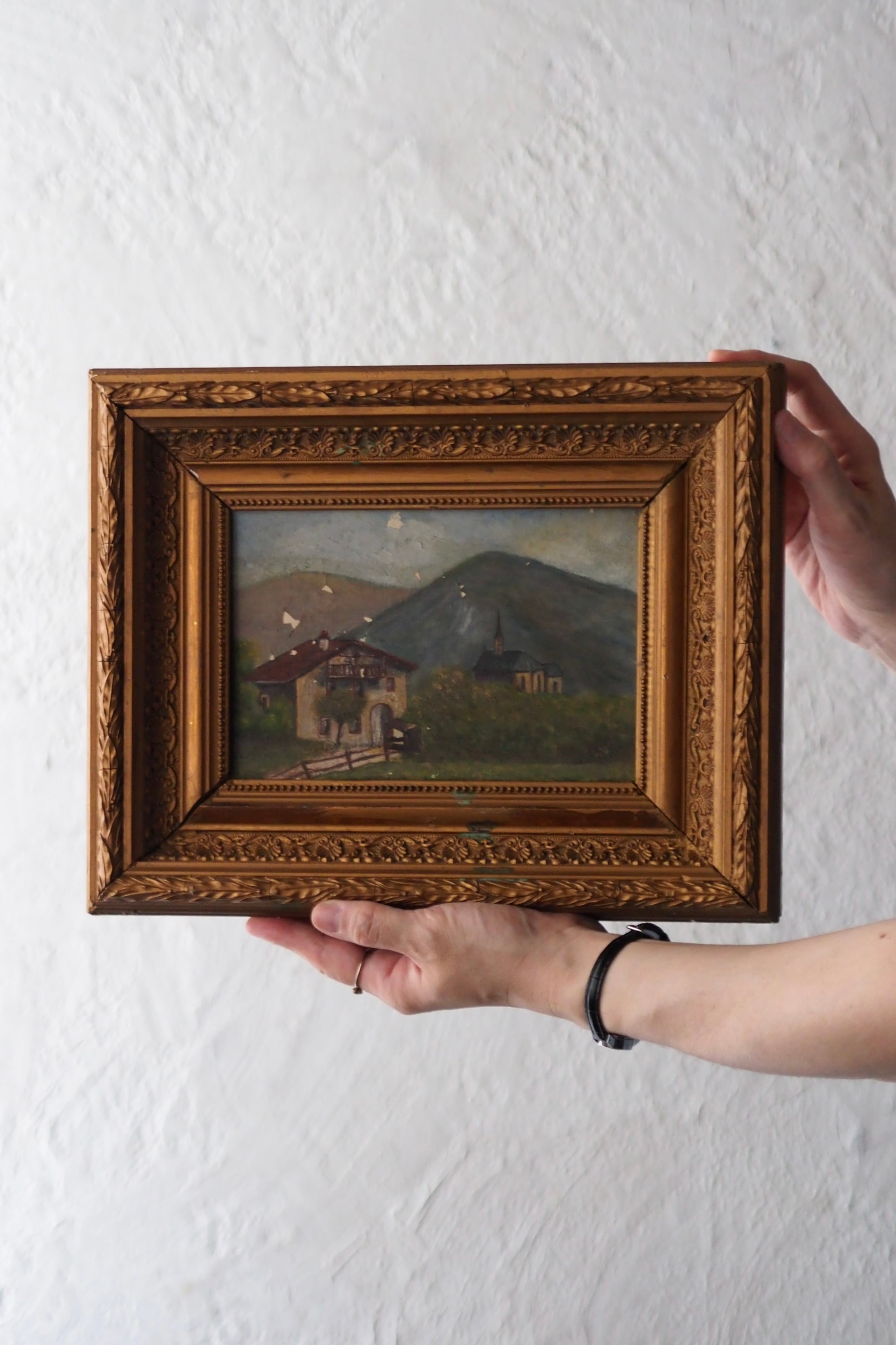 家と教会、山々を背景に 油絵-antique oil painting | アンティーク