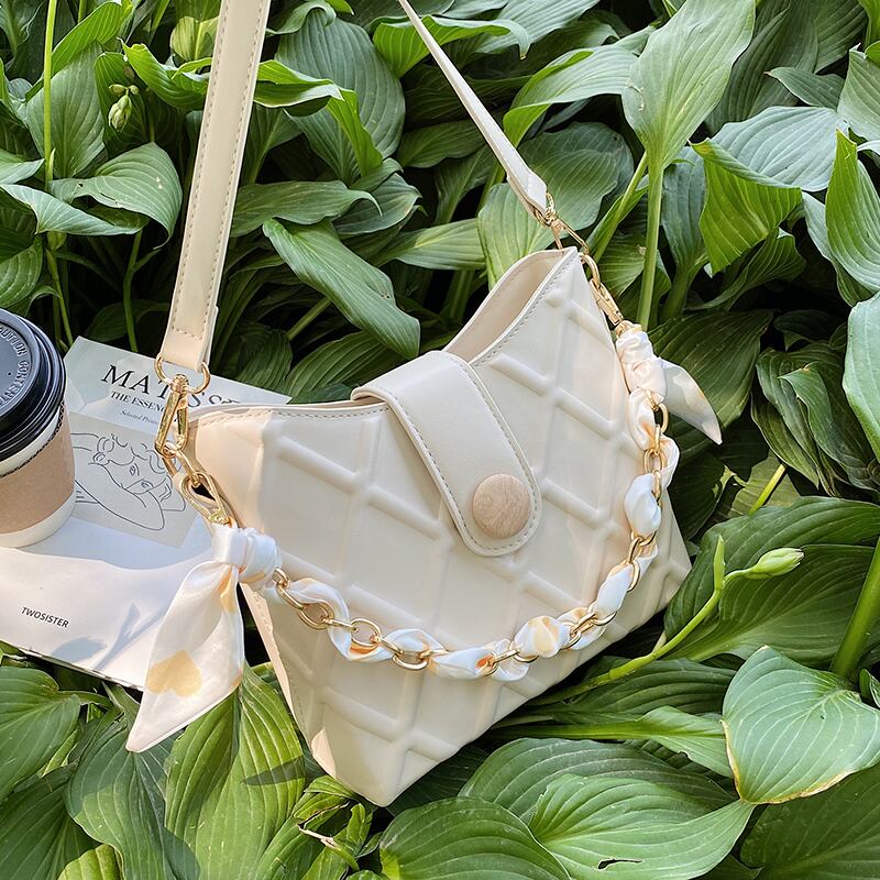 サマーワンショルダースカーフ チェーン 夏物 シルク メッセンジャーバッグ Tiancai_Wing_Bag64698719660