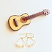 ギター弦のトリプルパール トライアングルピアス G-002 Guitar strings triangle pierces with 3 pearls (GLD)