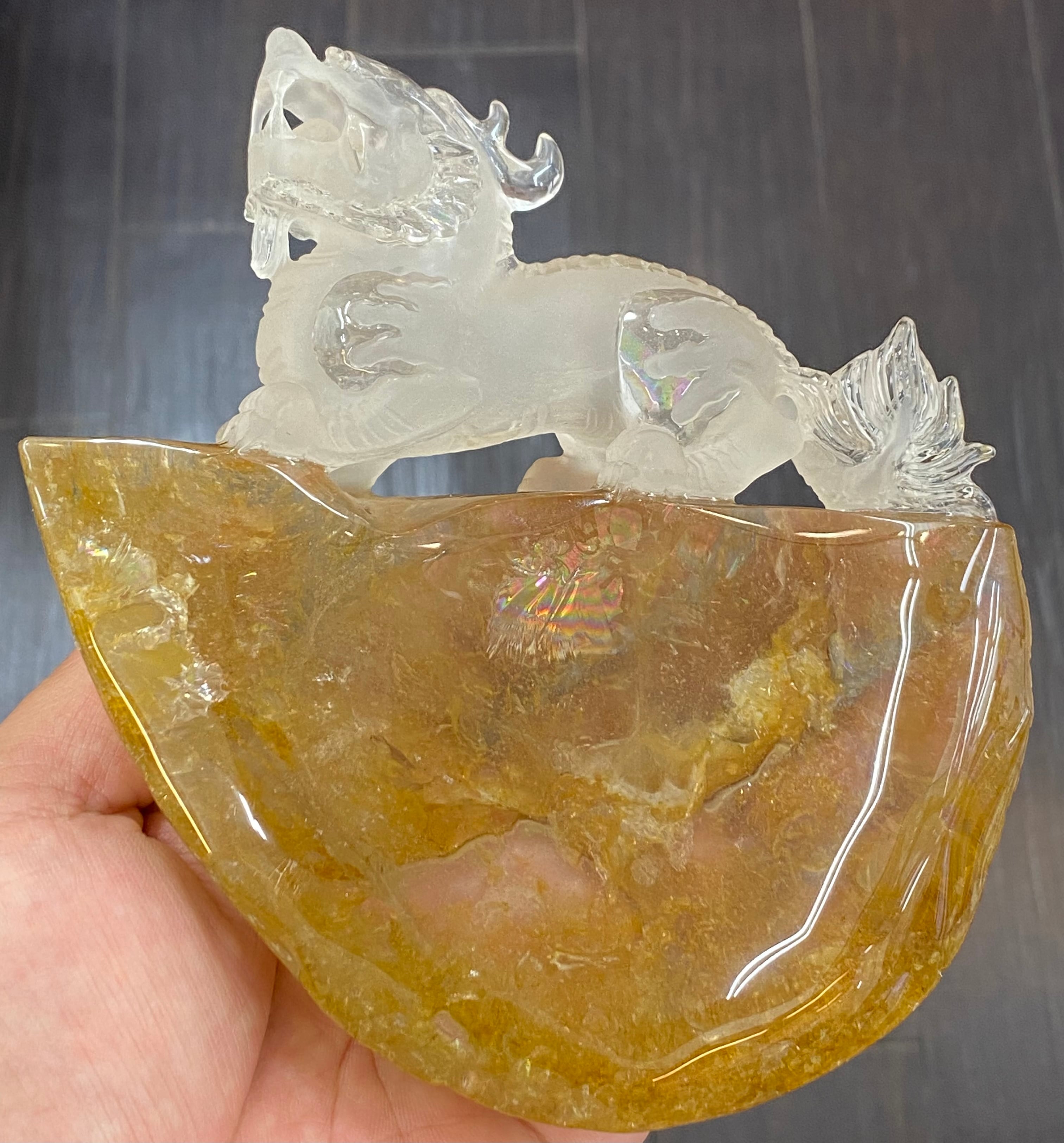 水入り水晶☆貔貅☆希少 厳選 水晶ヒキュウ 透かし彫り水晶貔貅 虹入り！ライモナイト入り水晶