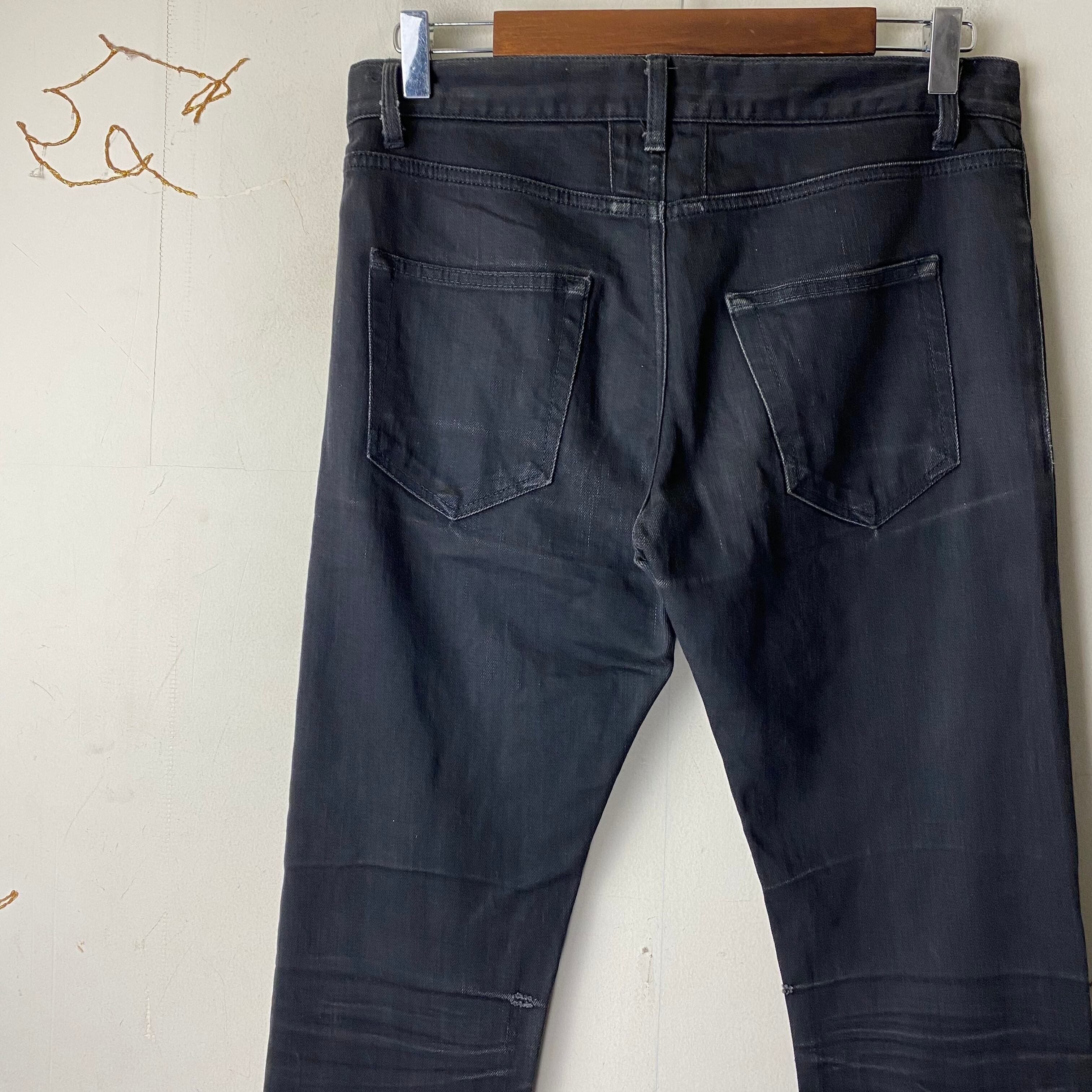 SAINT LAURENT PARIS black denim skinny pants designed by Hedi 