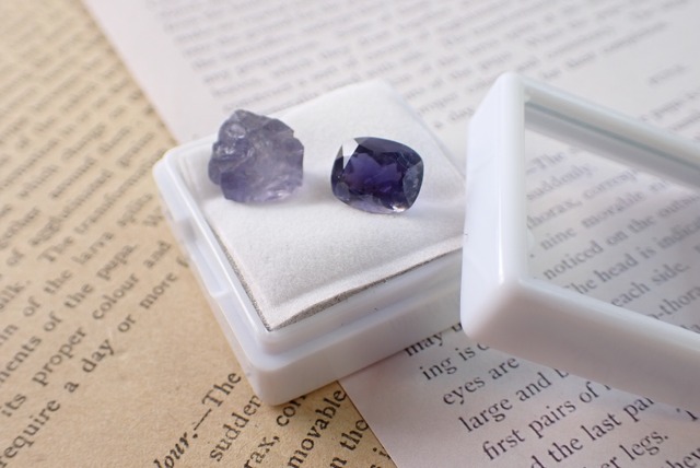 【原石セット】アイオライト 2.10ct/3.07ct 　[C2−86]