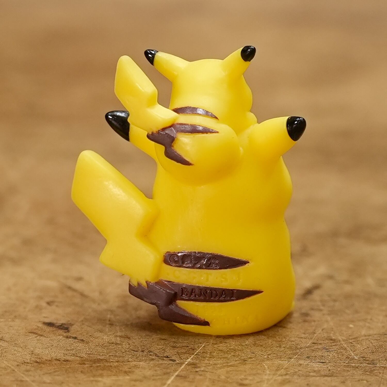 4336BP1 ピカチュウ 肩車 ポケモンアニメキッズ 指人形 平成レトロ