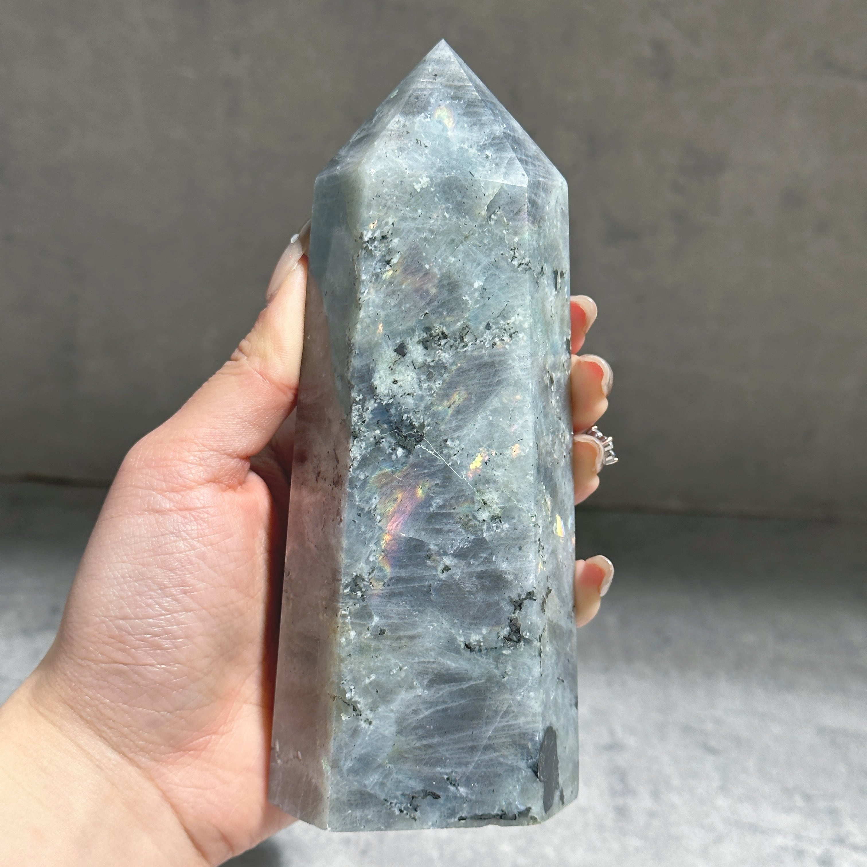 天然石　パワーストーン　ラブラドライトタワー グレーのラブラドライト タワー02◇ Labradorite ◇天然石・鉱物