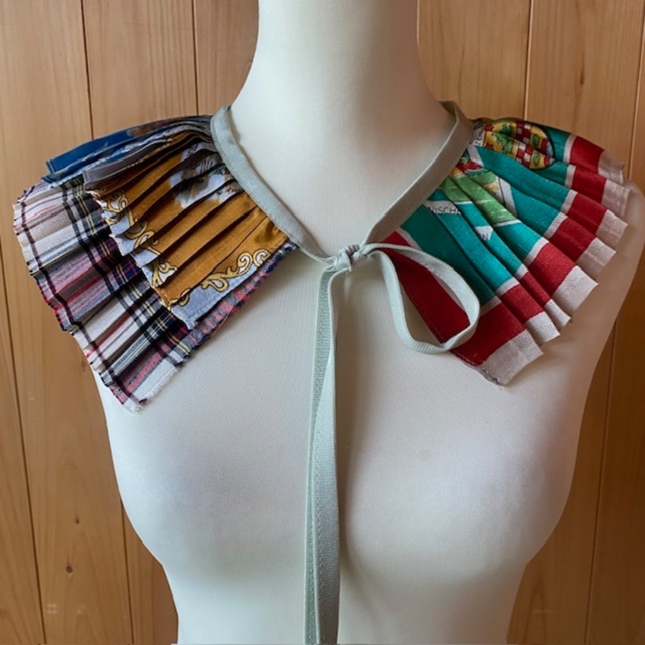 yes!yes!非非：mix pleats collar