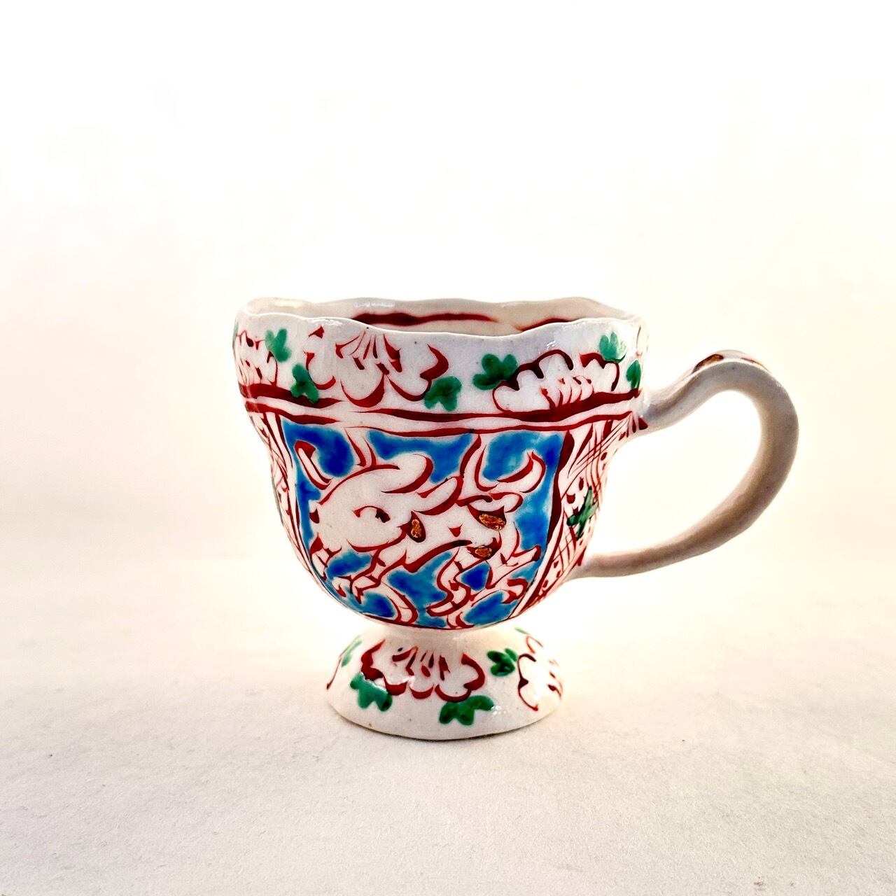 金彩志野赤絵兎文マグカップ【榛澤宏】