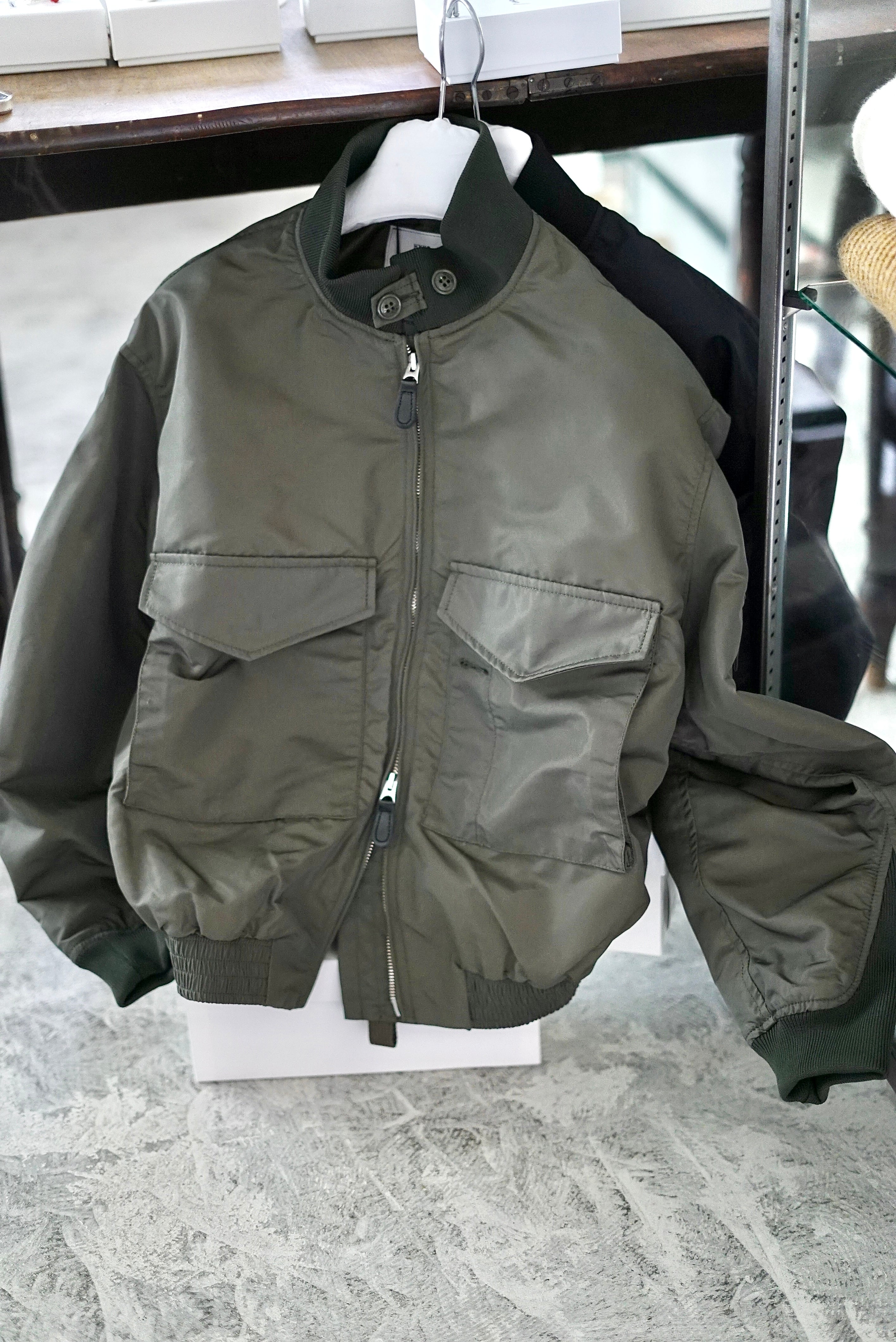 HYKE / NYLON WEP JACKET (BLACK / OLIVE DRAB) | JUQUI Online