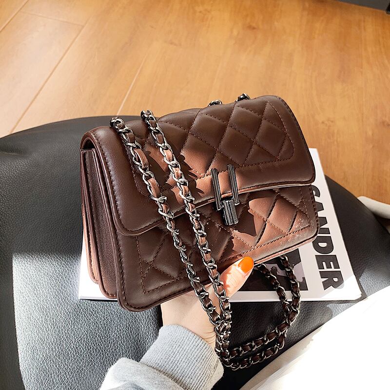 センススモールバッグ女性2020秋冬新流行ファッションオールマッチチェーンショルダーバッグネットセレブメッセンジャースモールスクエアバッグ Tiancai_Wing_Bag33892504791