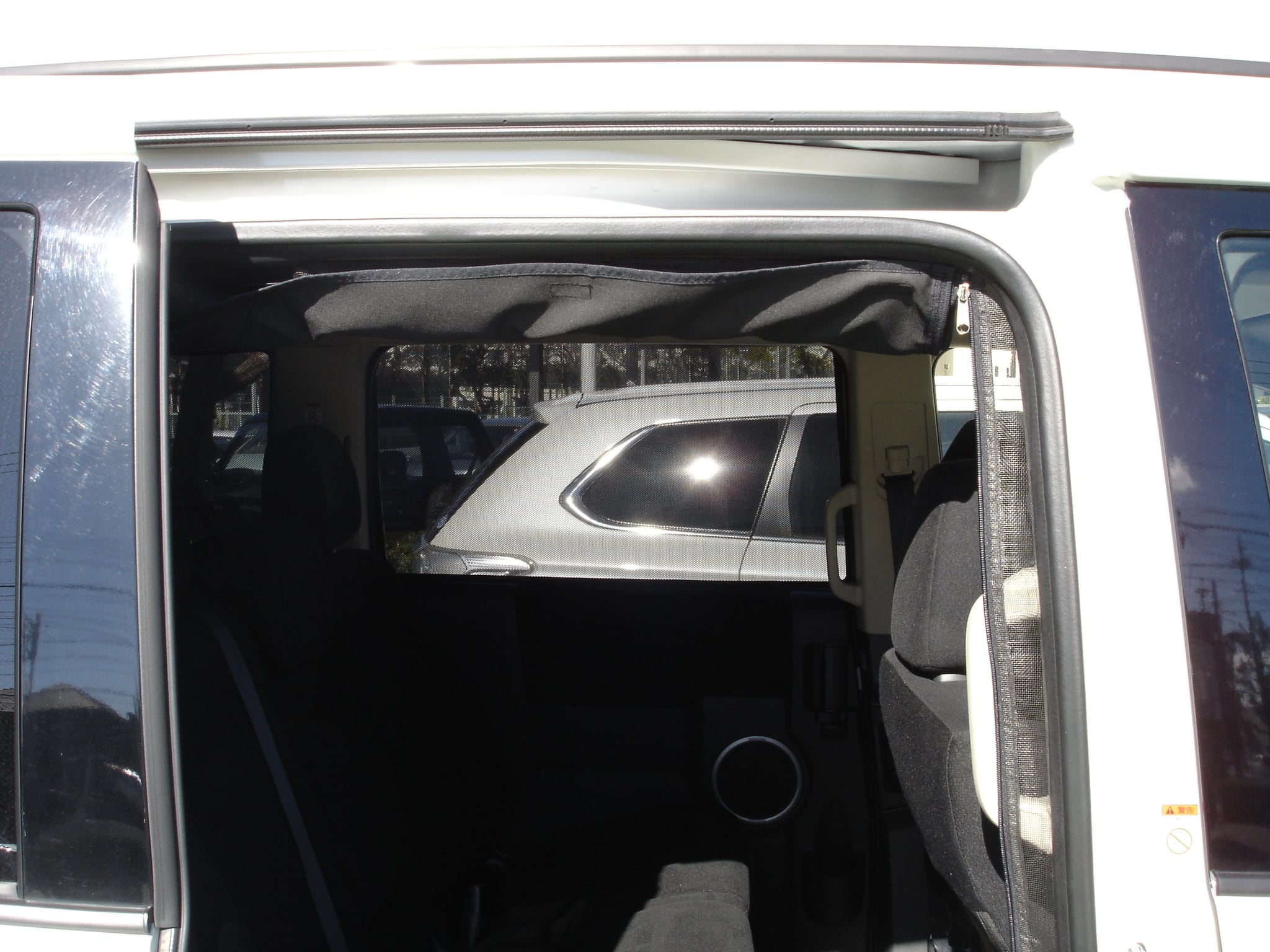 MDF デリカD:5 パワーゲート無し専用 防虫ネット3面セット | MDF EQUIPMENT